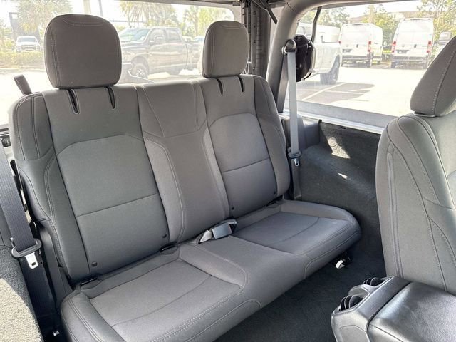 Used 2022 Jeep Wrangler Sport AWD/4WD image 19