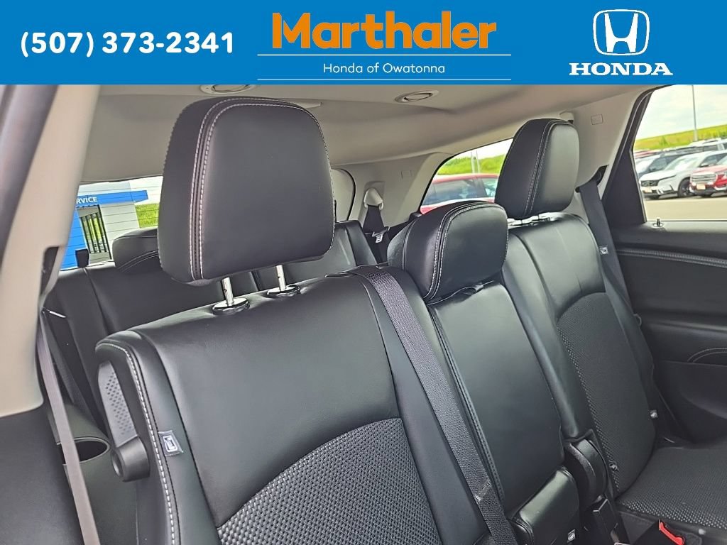 Used 2017 Dodge Journey Crossroad w/ Popular Equipment Group AWD/4WD image 17