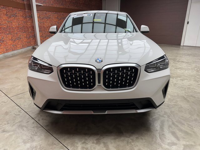 Certified 2023 BMW X4 xDrive30i w/ Premium Package image 8