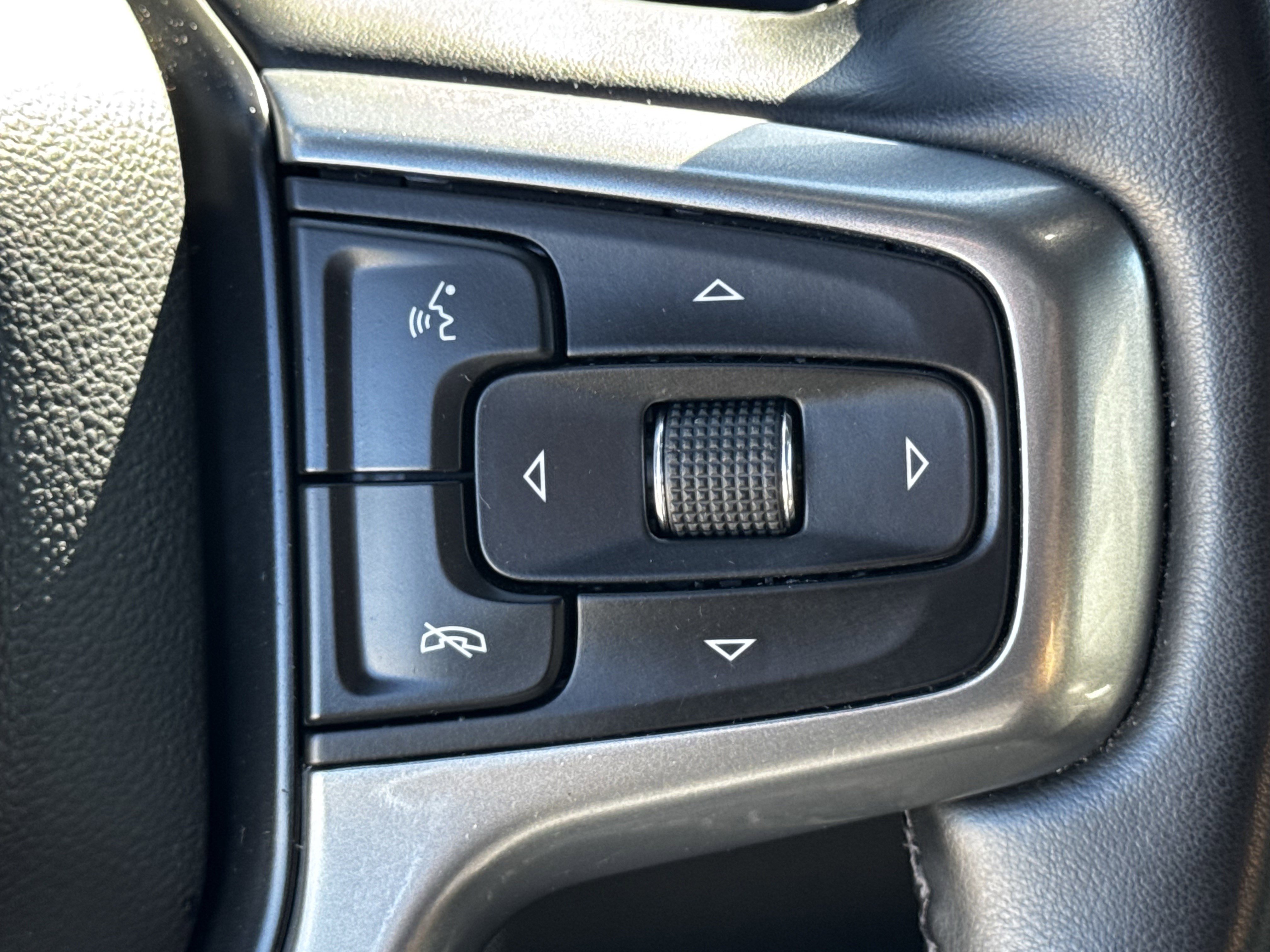 Used 2024 Chevrolet Tahoe Premier image 24