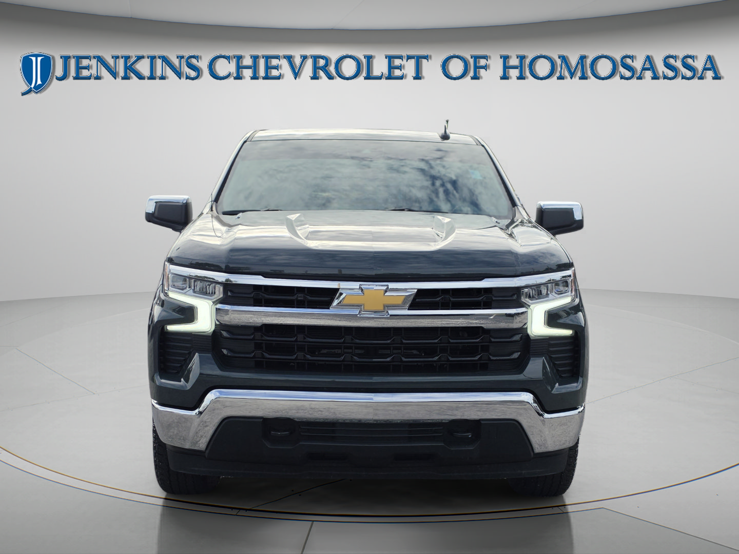 Used 2025 Chevrolet Silverado 1500 LT w/ Convenience Package II AWD/4WD image 12
