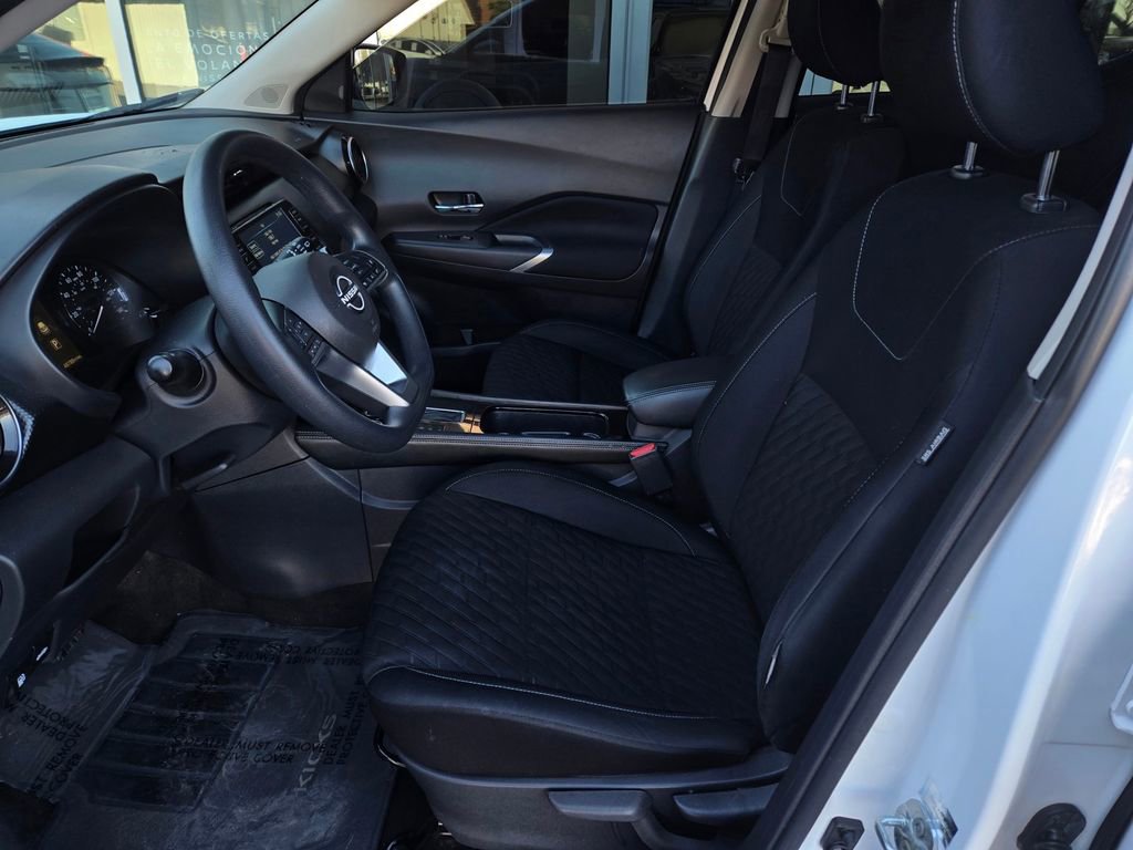 Used 2022 Nissan Kicks SV w/ Interior Electronics Package image 16
