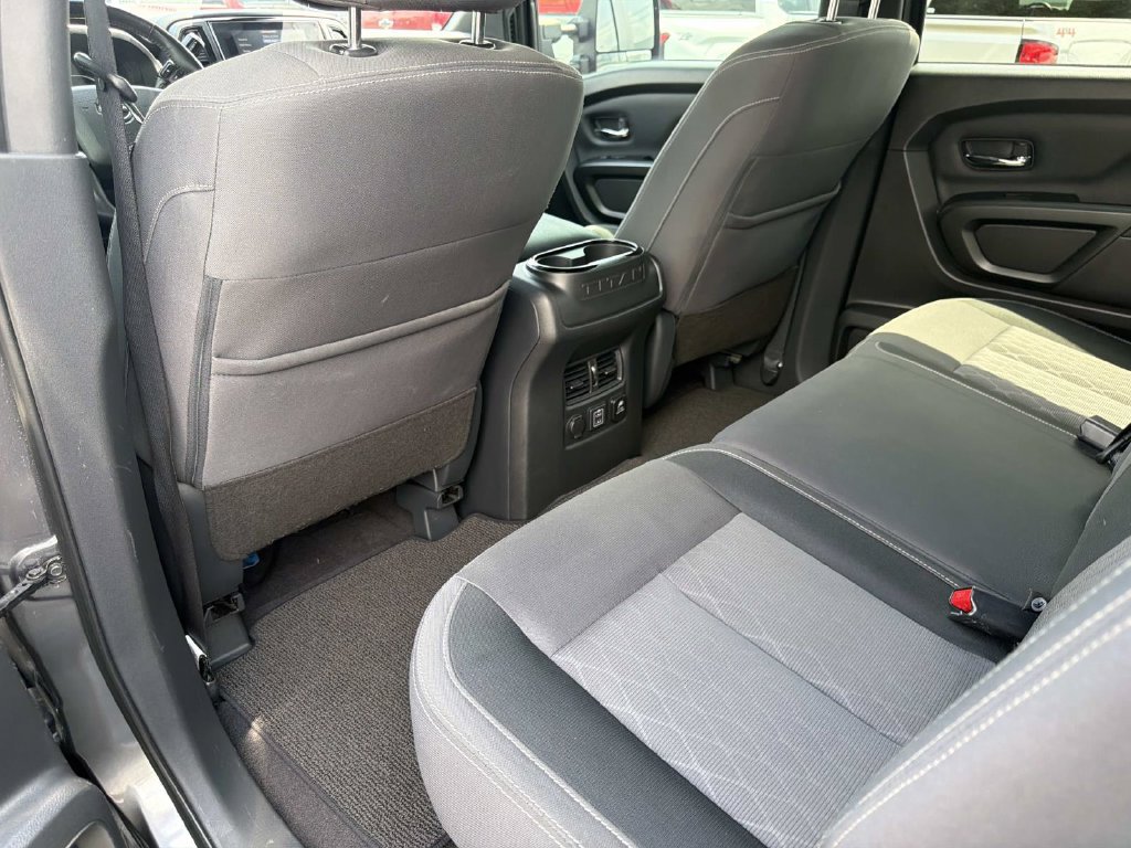 Used 2023 Nissan Titan SV w/ SV Convenience Package AWD/4WD image 15