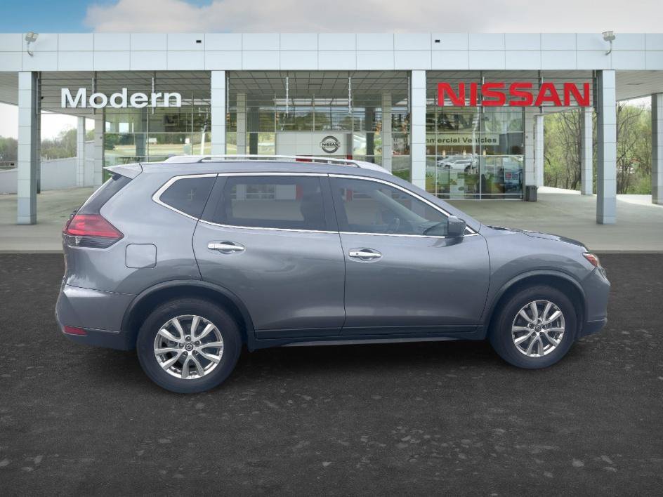 Used 2020 Nissan Rogue SV FWD image 6