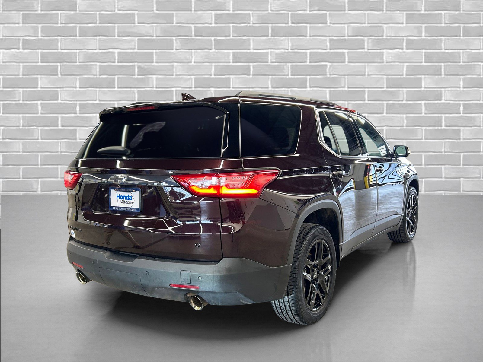 Used 2020 Chevrolet Traverse LT image 5