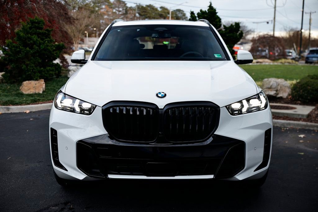 New 2026 BMW X5 xDrive40i w/ M Sport Package image 13