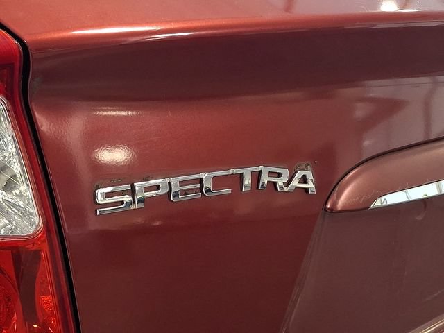 Used 2006 Kia Spectra EX FWD image 26
