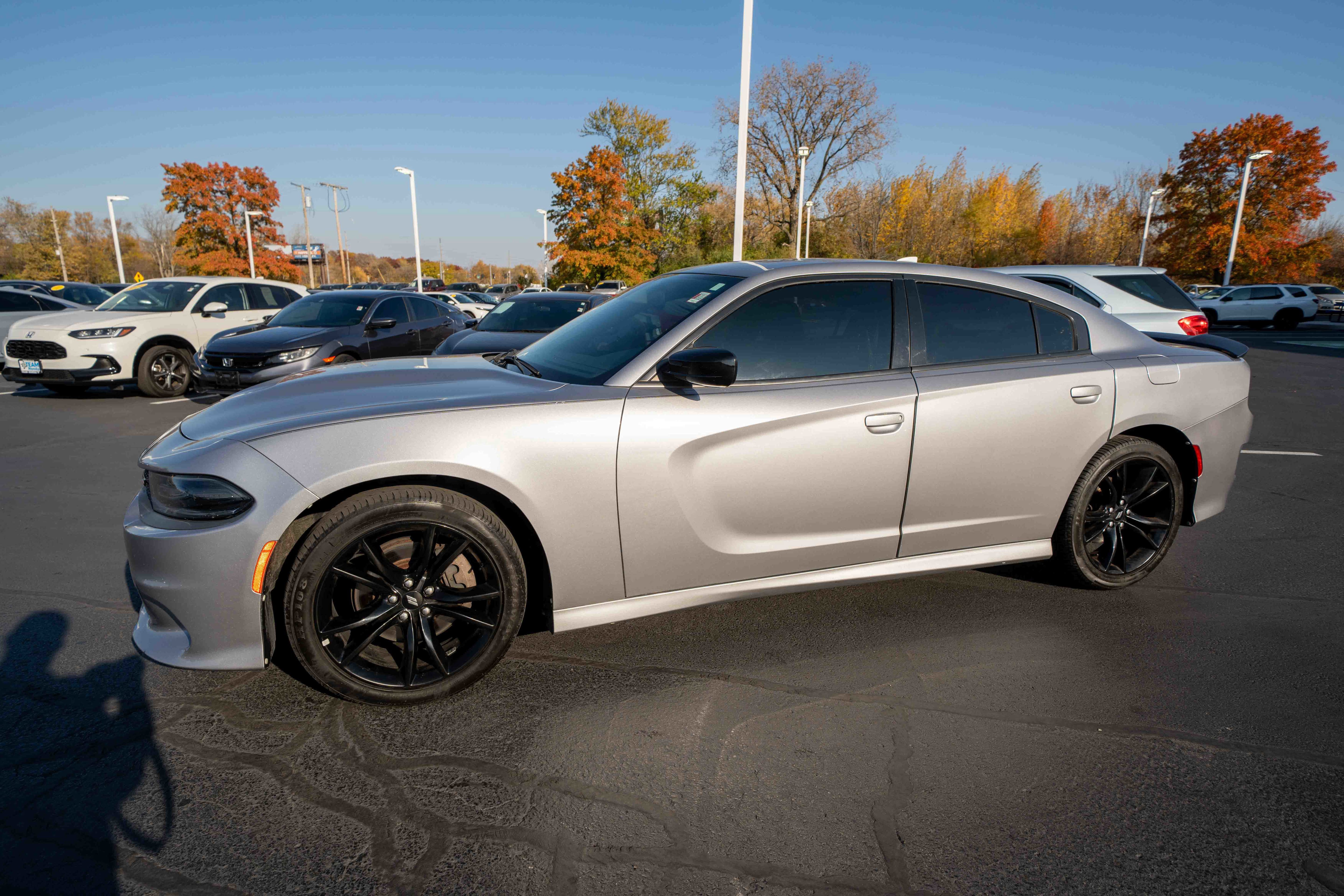 Used 2018 Dodge Charger SXT Plus w/ Quick Order Package 29J image 3