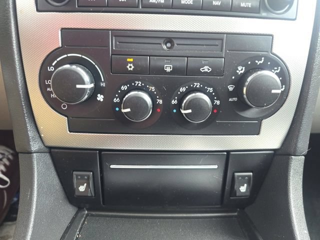 Used 2006 Chrysler 300 SRT8 w/ SRT Option Group II RWD image 20