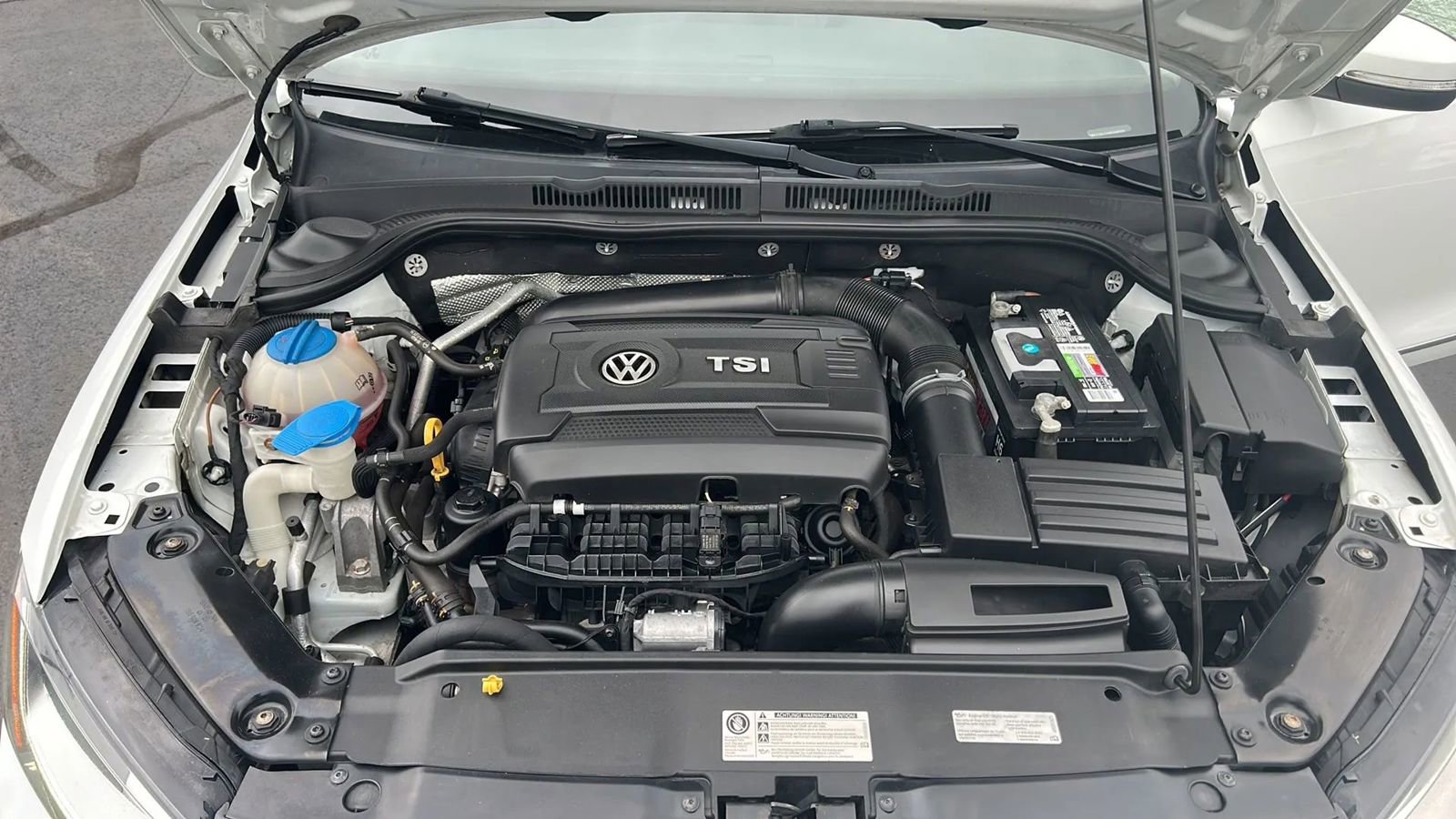 Used 2017 Volkswagen Jetta SEL image 35