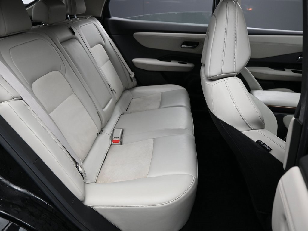 Used 2023 Nissan Ariya EMPOWER+ image 33