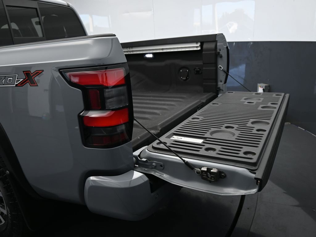 Used 2022 Nissan Frontier Pro-X image 39