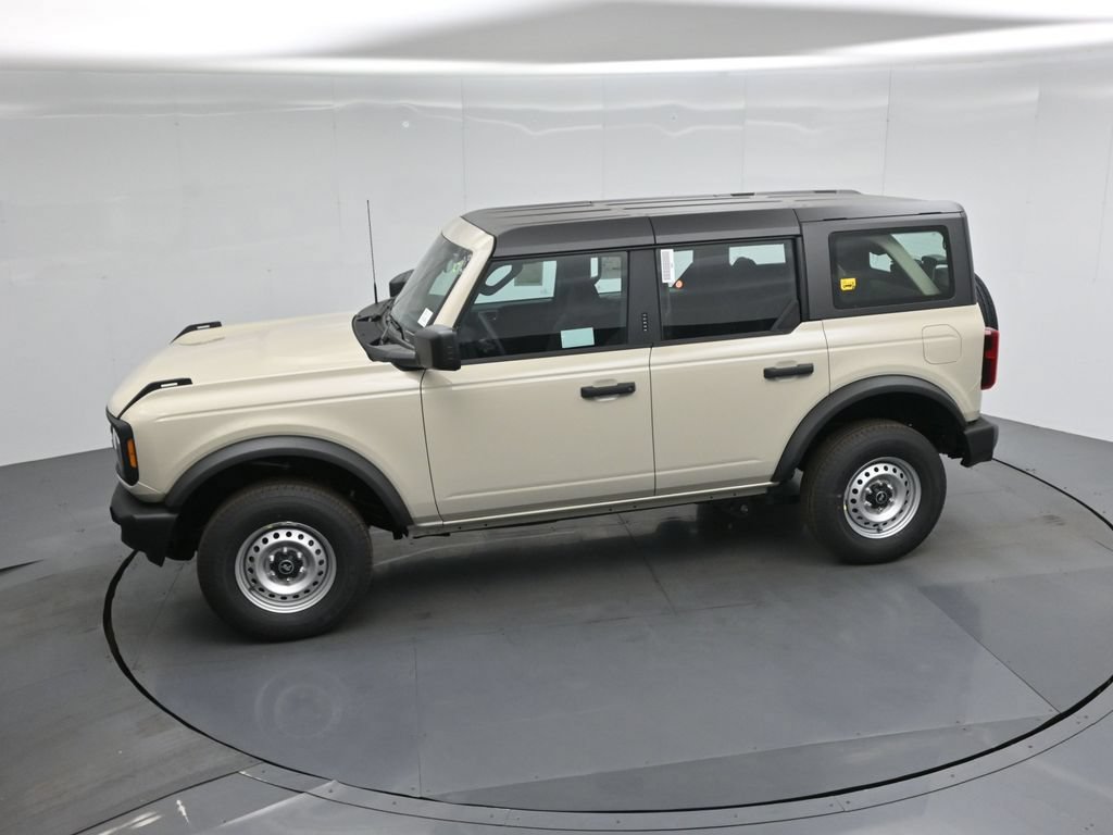 New 2026 Ford Bronco 4-Door AWD/4WD image 40