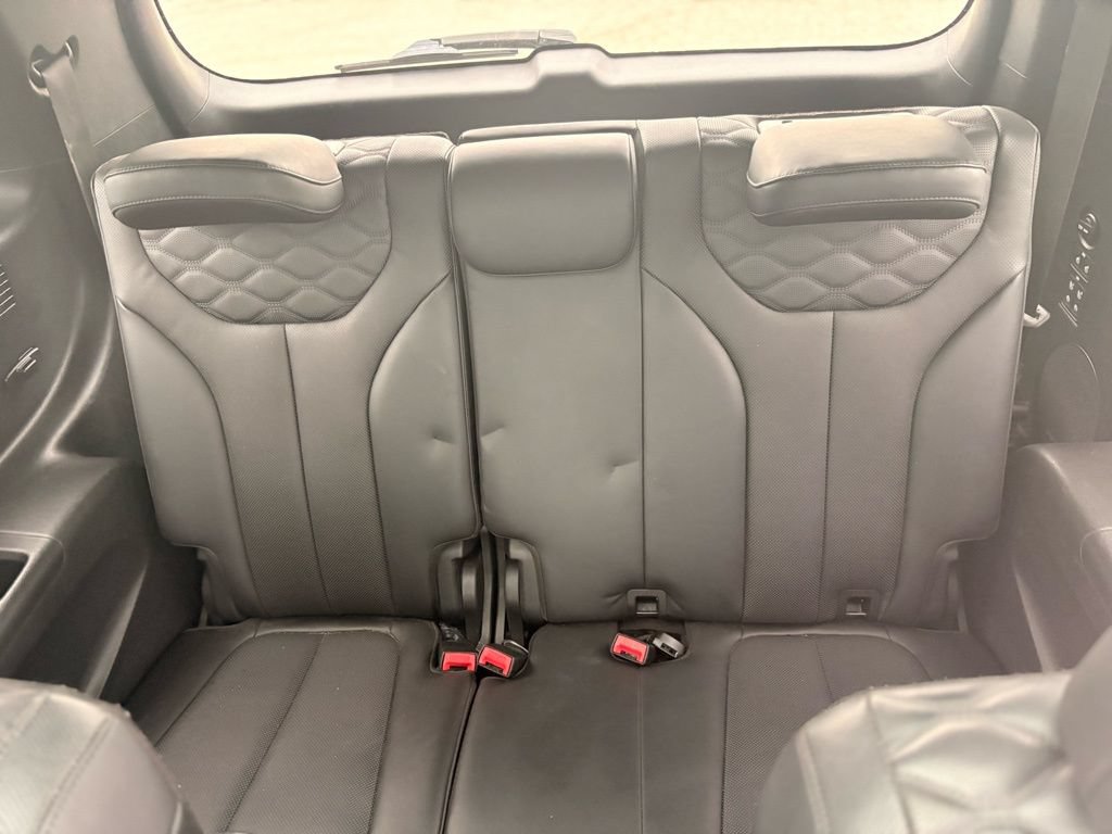Used 2021 Hyundai Palisade Limited FWD image 13
