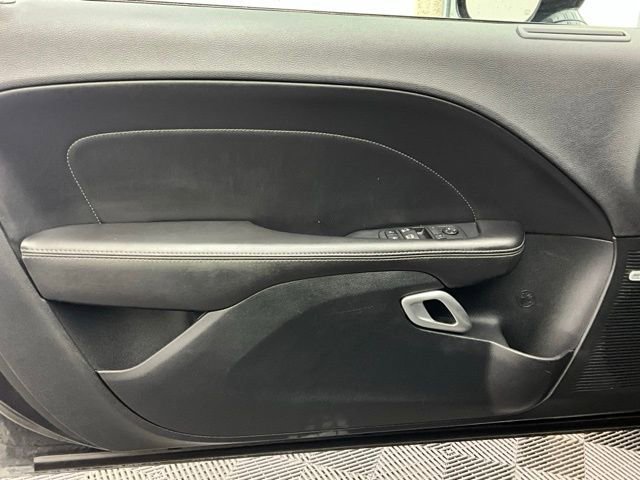 Used 2018 Dodge Challenger SXT Plus RWD image 13
