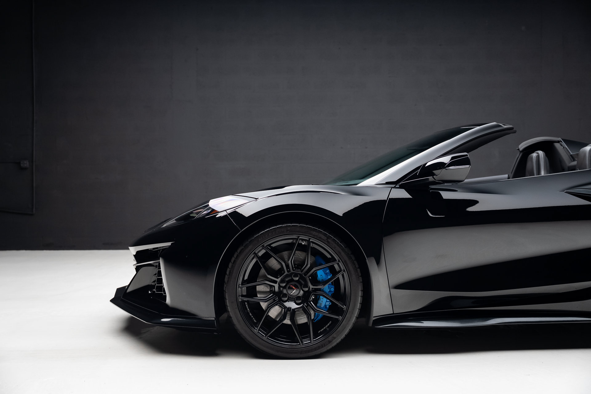 Used 2024 Chevrolet Corvette Z06 RWD image 20