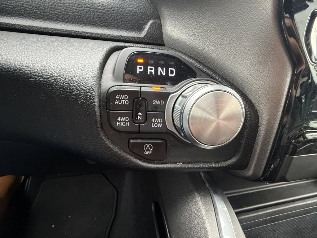 Used 2026 RAM 1500 Laramie AWD/4WD image 30