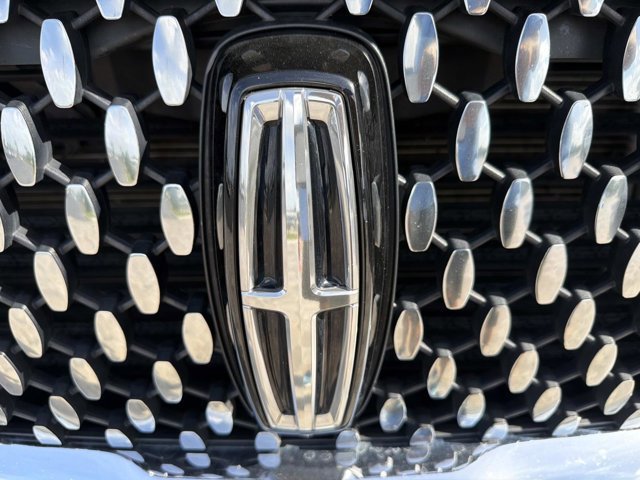 Certified 2024 Lincoln Navigator Black Label image 8