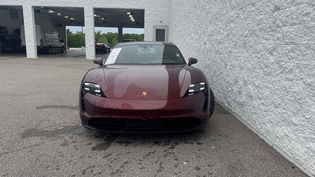 Used 2022 Porsche Taycan 4S AWD/4WD image 5