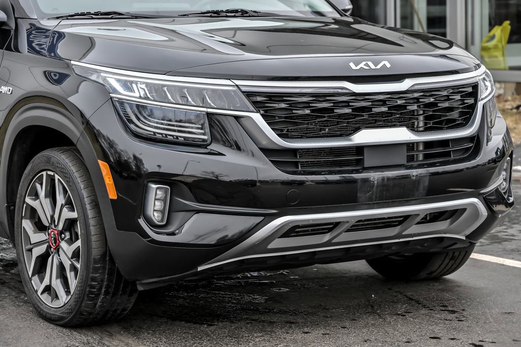 Used 2022 Kia Seltos SX w/ Sunroof Package image 11