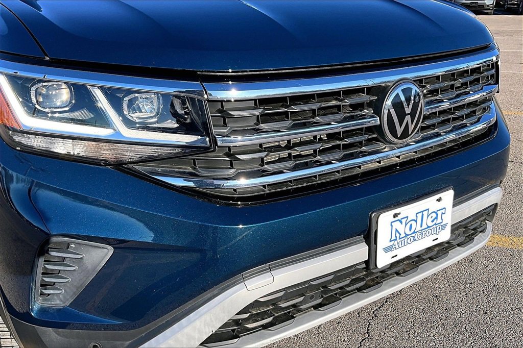 Used 2023 Volkswagen Atlas Cross Sport SE w/ Panoramic Sunroof Package image 28