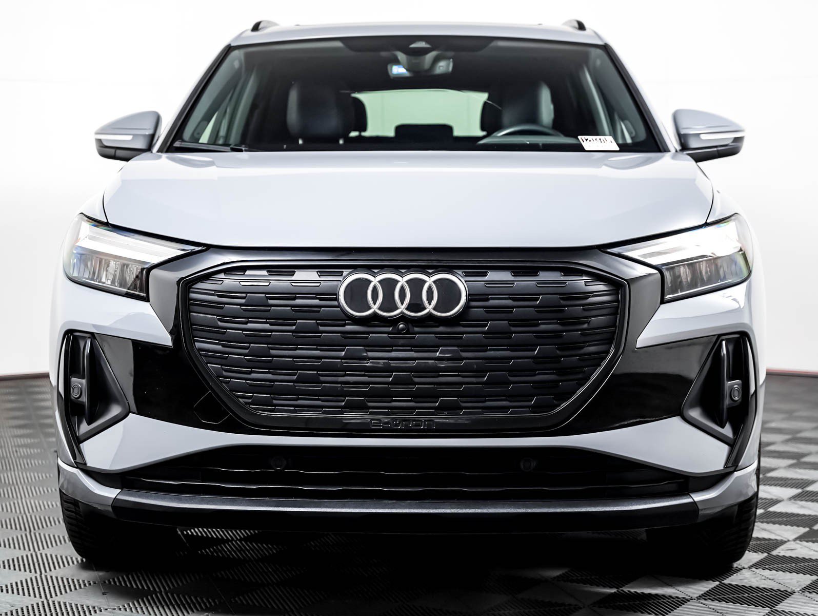 Used 2023 Audi Q4 e-tron Premium Plus w/ Premium Plus AWD/4WD image 9