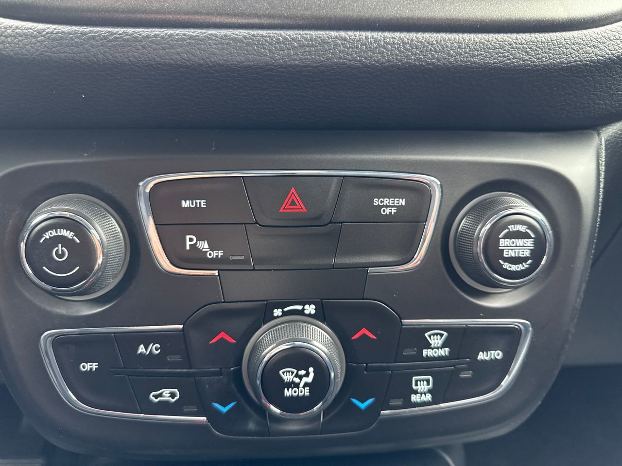 Used 2019 Jeep Compass Trailhawk w/ Leather Interior Group image 19