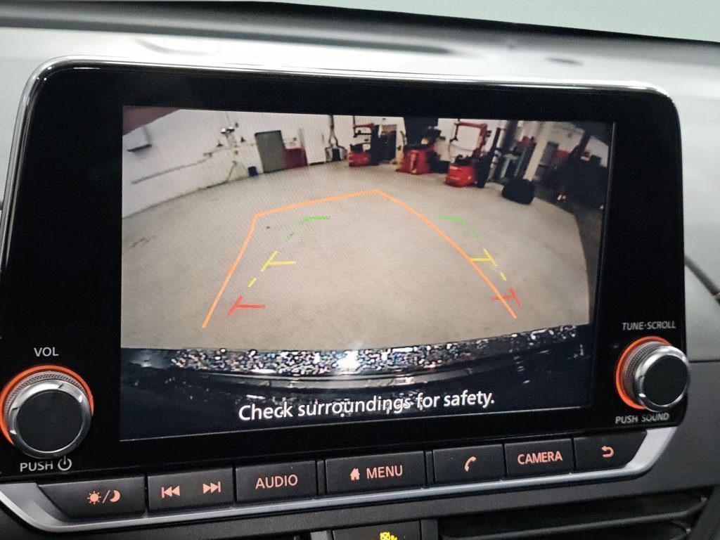 Used 2020 Nissan Altima 2.5 SR w/ Premium Package AWD/4WD image 9