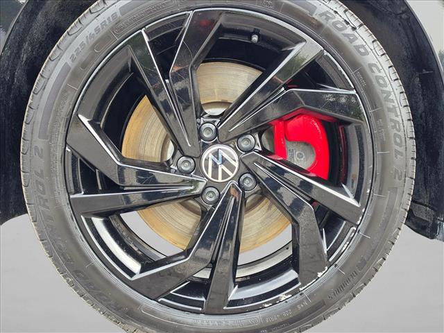 Used 2024 Volkswagen Jetta GLI Autobahn w/ GLI Black Package FWD image 9
