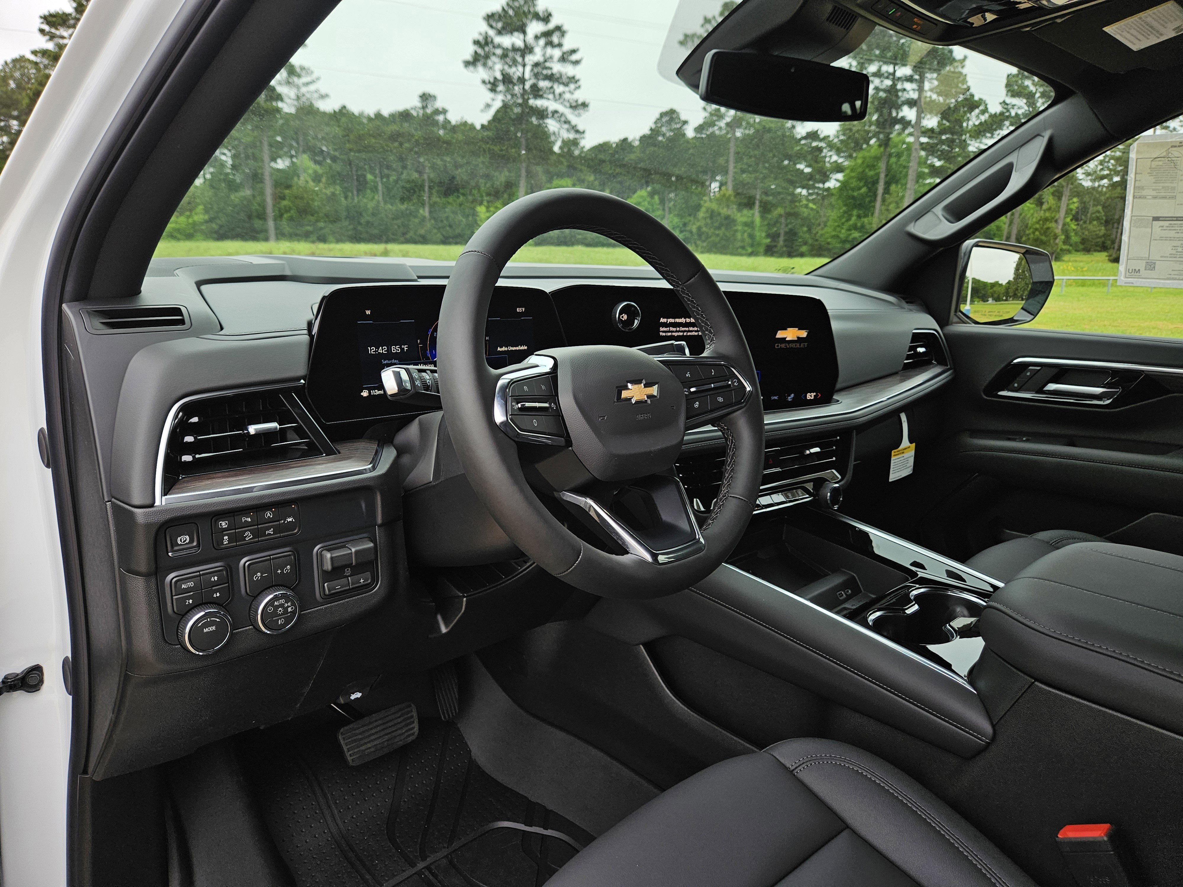New 2026 Chevrolet Tahoe LT w/ Comfort Package AWD/4WD image 12