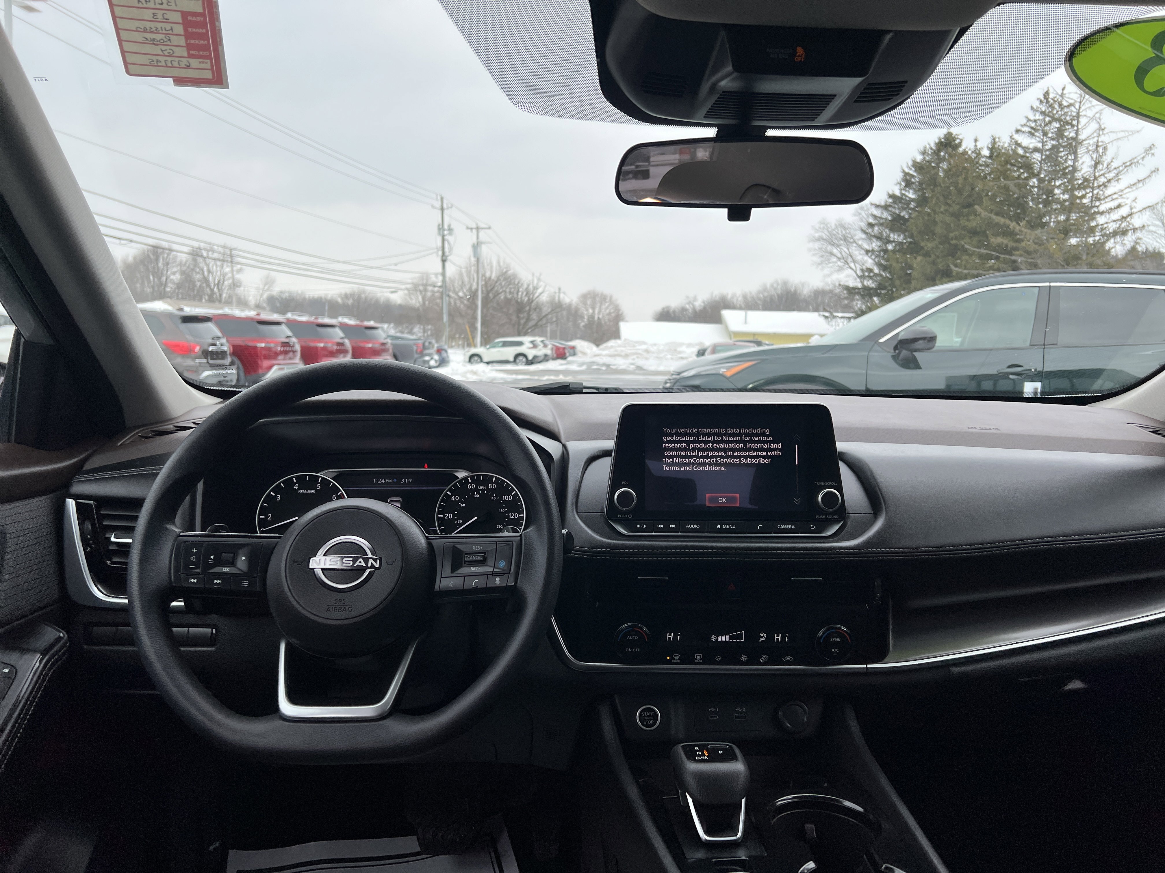 Used 2023 Nissan Rogue SV image 5