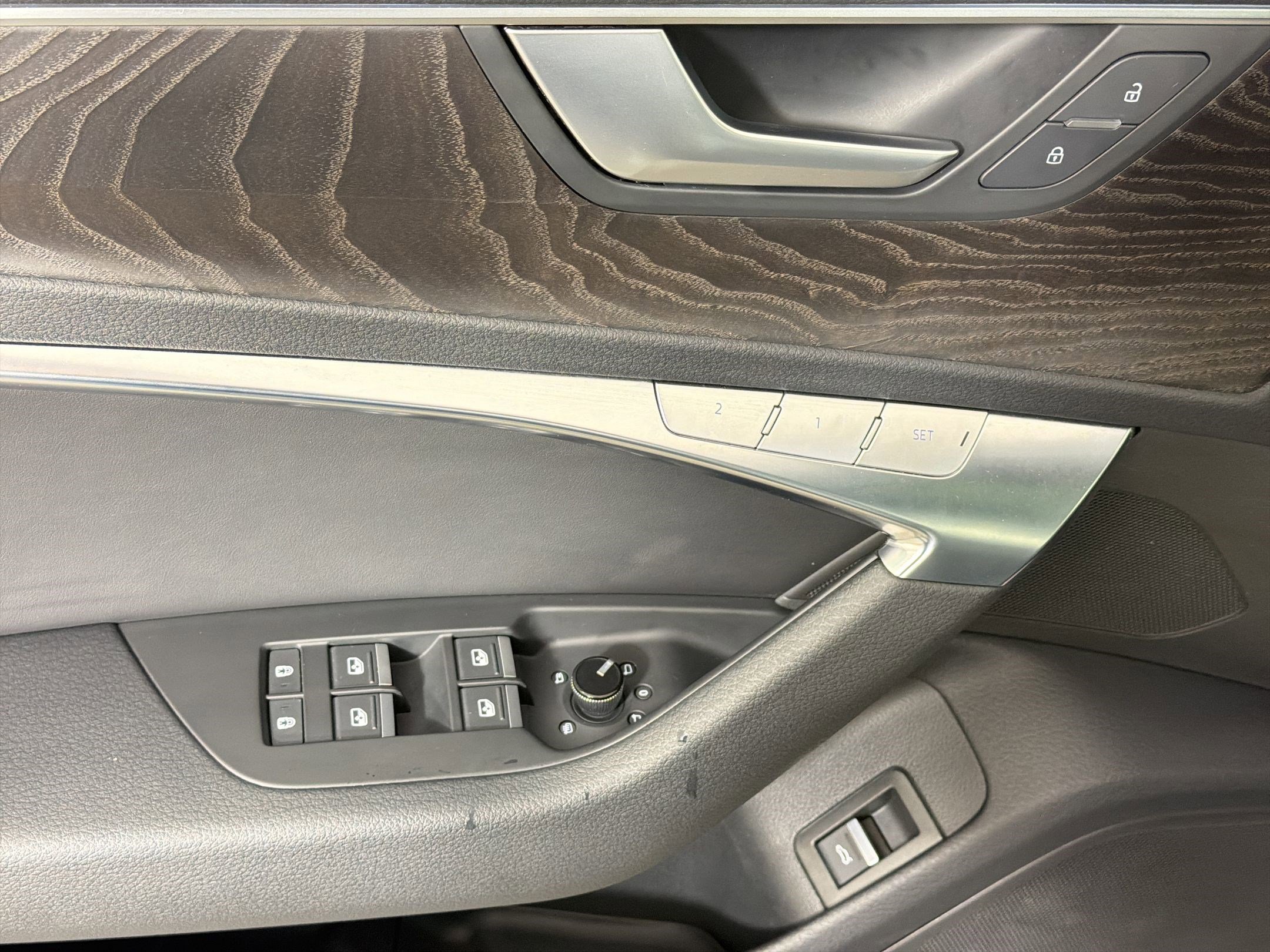 Used 2023 Audi A6 2.0T Premium w/ Convenience Package image 20