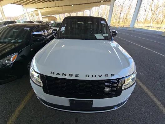 Used 2019 Land Rover Range Rover HSE AWD/4WD image 2