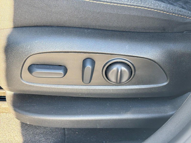 Certified 2024 Chevrolet Equinox LT FWD image 15