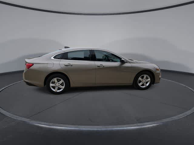 Used 2025 Chevrolet Malibu LS FWD image 9
