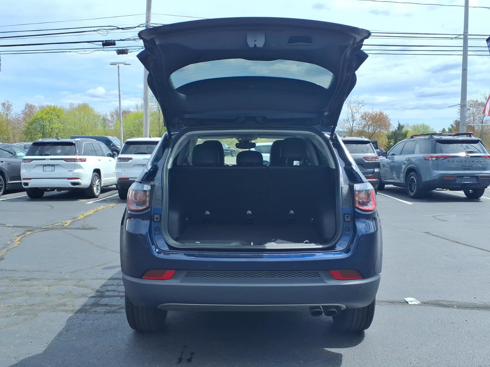 Certified 2021 Jeep Compass Limited AWD/4WD image 7
