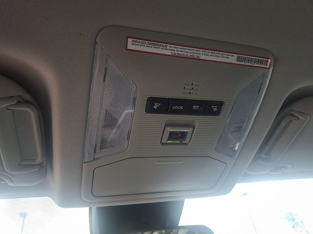 Used 2021 Toyota RAV4 XLE image 25