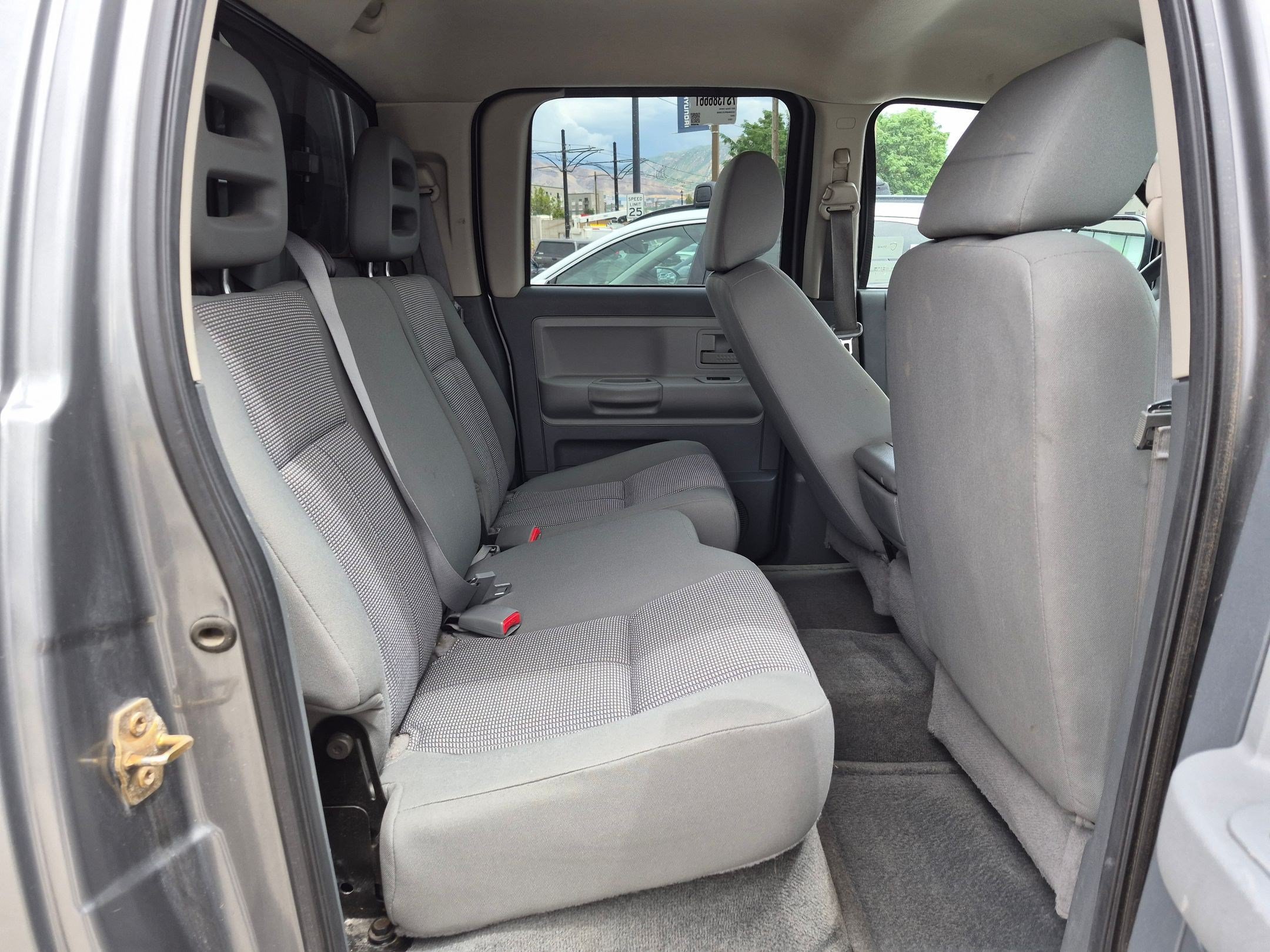 Used 2007 Dodge Dakota SLT w/ Trailer Tow Group AWD/4WD image 28