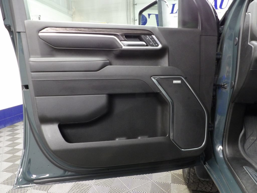 Used 2026 Chevrolet Silverado 2500 LTZ w/ Trail Boss Package AWD/4WD image 61