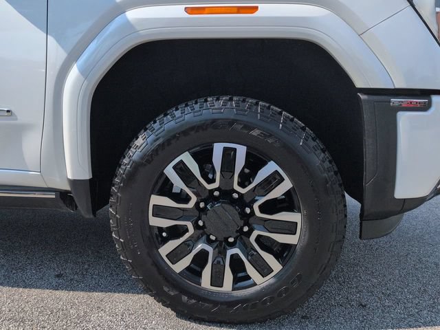 Used 2025 GMC Sierra 2500 Denali Ultimate w/ Max Trailering Package AWD/4WD image 12