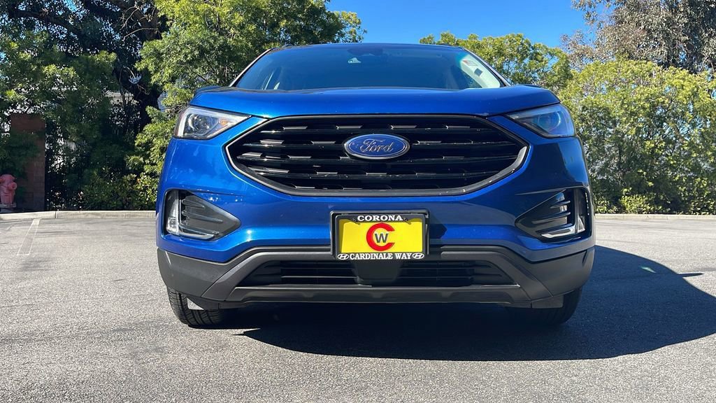 Used 2022 Ford Edge SEL w/ Sport Appearance Package image 4