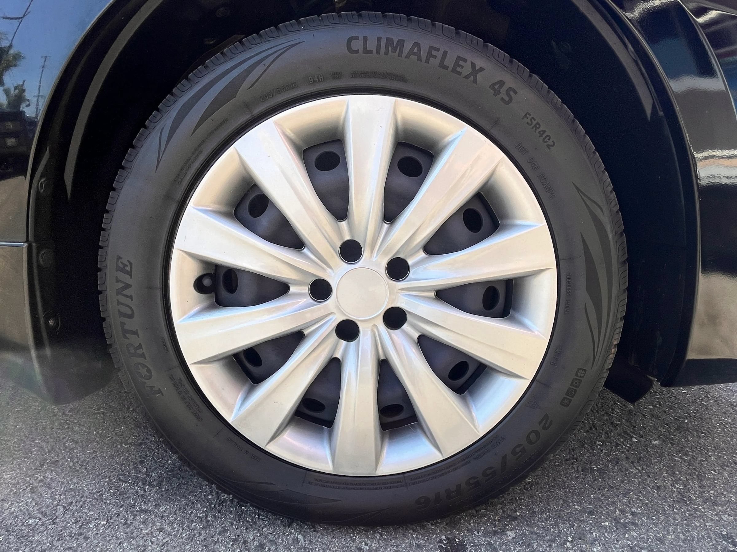 Used 2019 Nissan Sentra S FWD image 22
