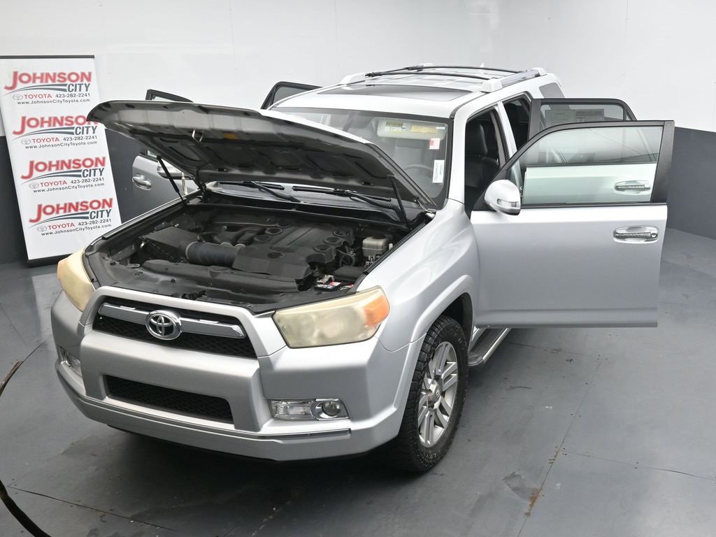 Used 2011 Toyota 4Runner SR5 w/ Convenience Pkg image 43