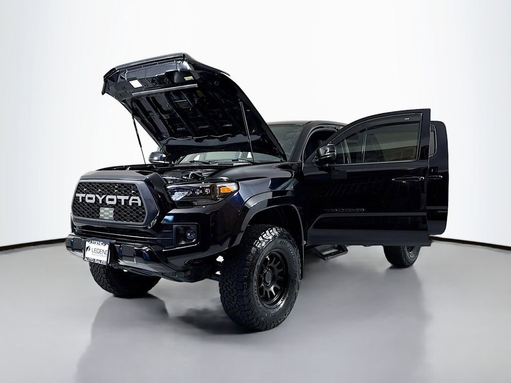 Used 2019 Toyota Tacoma SR5 RWD image 17