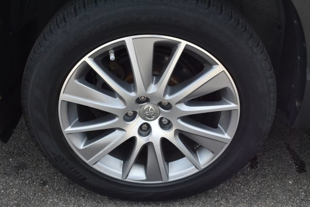 Used 2015 Toyota Highlander XLE AWD/4WD image 50
