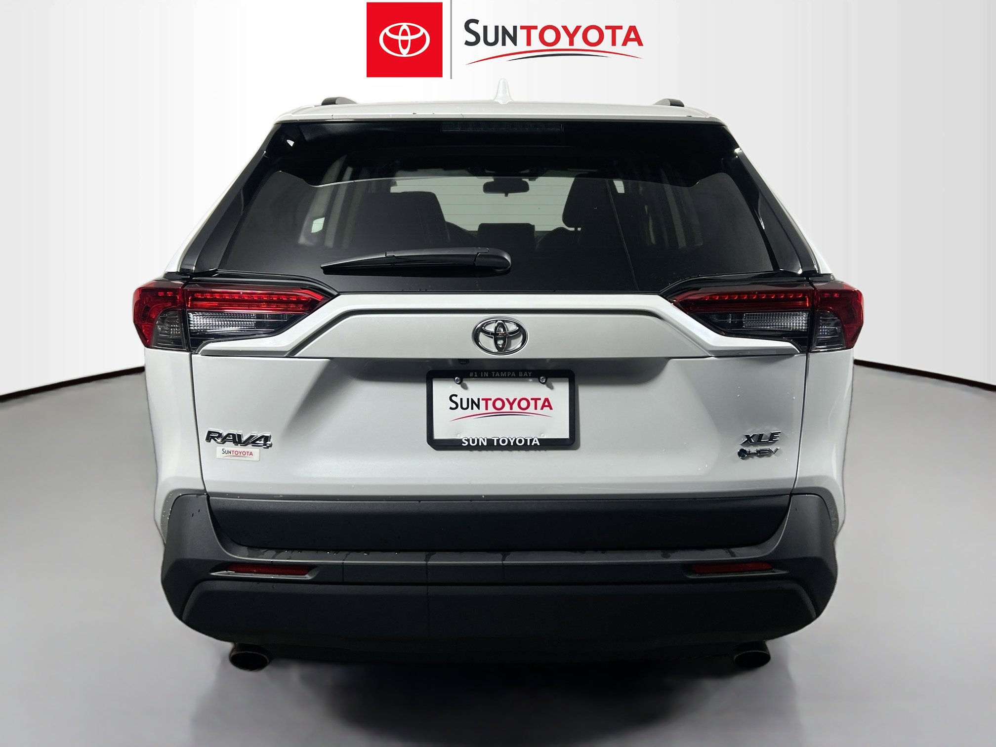 Used 2025 Toyota RAV4 XLE Premium w/ Weather Package AWD/4WD image 5