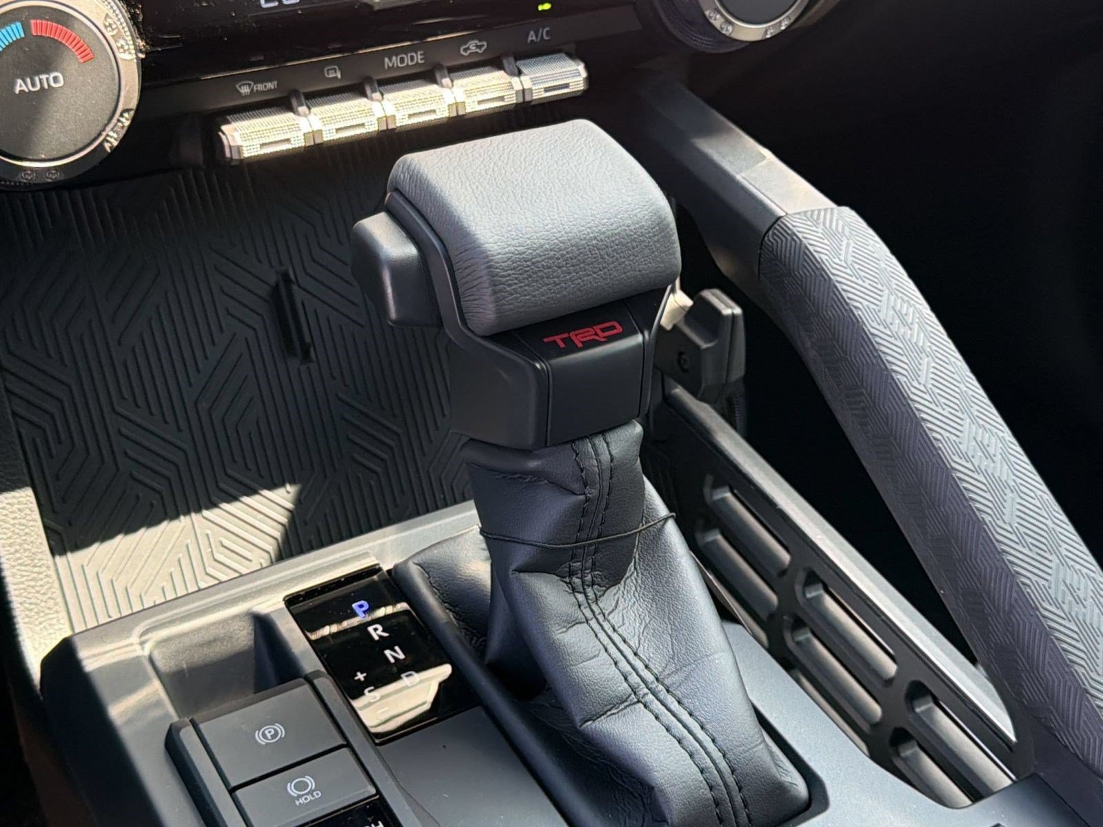 New 2026 Toyota Tacoma TRD Off-Road AWD/4WD image 18