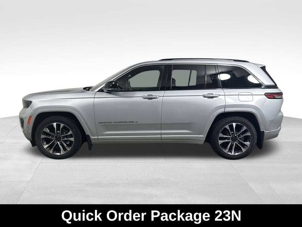 Used 2023 Jeep Grand Cherokee Overland w/ Luxury Tech Group IV image 6