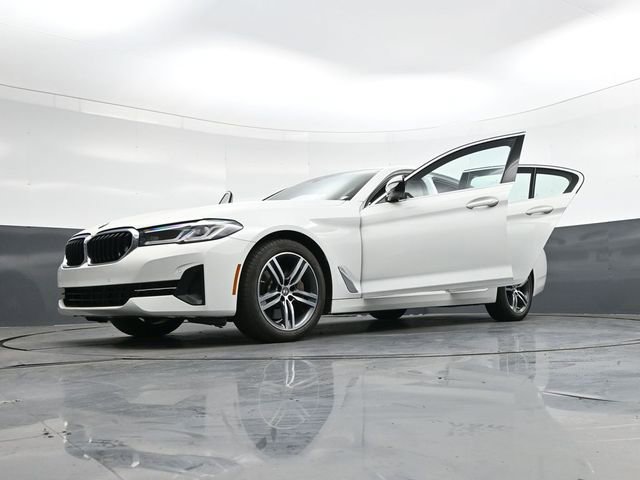 Used 2023 BMW 530i w/ Convenience Package image 41