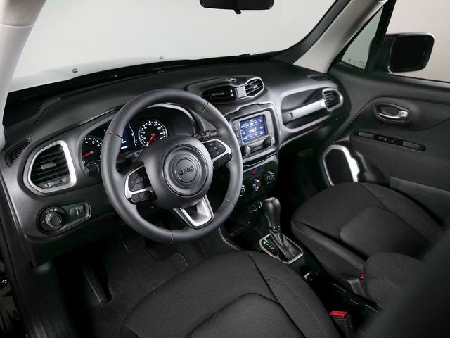 Used 2020 Jeep Renegade Sport w/ Sport Appearance Group FWD image 19